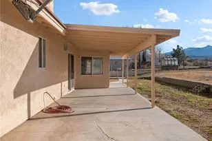 9550 Riggins, Phelan, CA 92371 - Photo 32