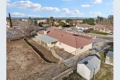 9550 Riggins, Phelan, CA 92371 - Photo 36