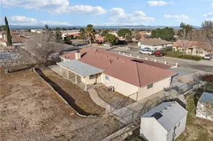 9550 Riggins, Phelan, CA 92371 - Photo 36