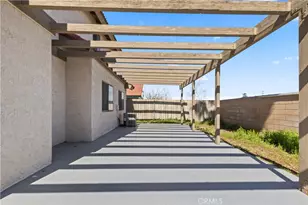 12207 Merrod, Victorville, CA 92395 - Photo 28