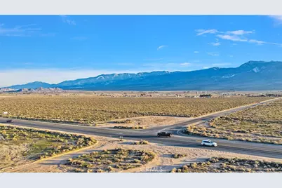 317 Highway 18, Lucerne Valley, CA 92356 - Photo 2
