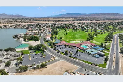 13685 Hidden Valley Road, Victorville, CA 92395 - Photo 6