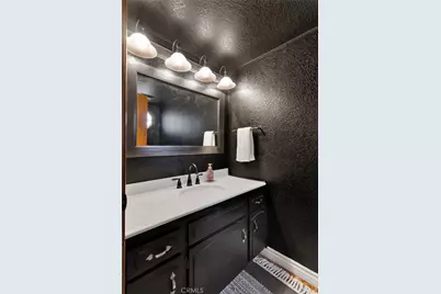 13685 Hidden Valley Road, Victorville, CA 92395 - Photo 26