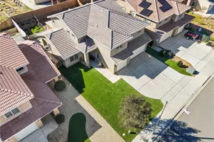 12447 Cricket, Victorville, CA 92392 - Photo 6