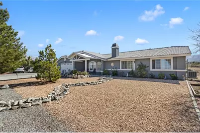 1213 Mono, Pinon Hills, CA 92372 - Photo 4