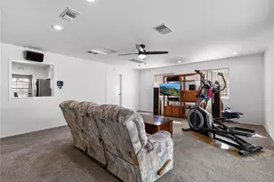 14060 Osage Rd, Apple Valley, CA 92307 - Photo 16