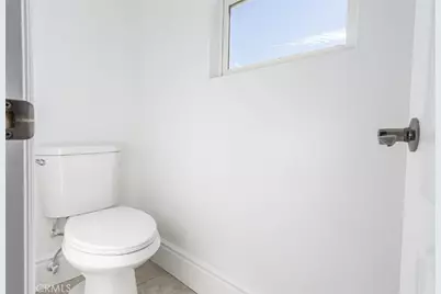 16245 Ridge View Drive, Apple Valley, CA 92307 - Photo 58