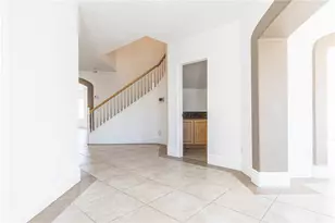 16245 Ridge View Dr, Apple Valley, CA 92307 - Photo 4