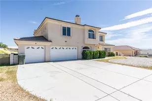 16245 Ridge View Dr, Apple Valley, CA 92307 - Photo 2
