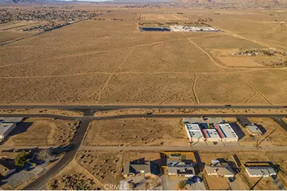 706 Outer Hwy 18, Apple Valley, CA 92307 - Photo 10
