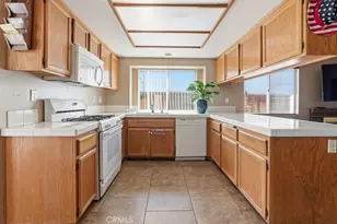 7960 Carlyle Dr, Jurupa Valley, CA 92509 - Photo 12