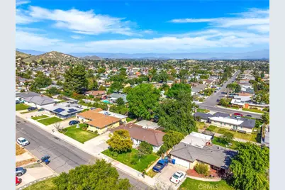 5137 Peacock, Riverside, CA 92505 - Photo 32