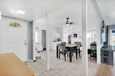 411 McBroom, Barstow, CA 92311 - Photo 6