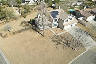 16261 Lake View Ln, Apple Valley, CA 92307 - Photo 48