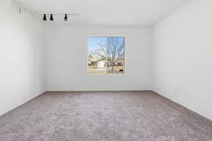 16261 Lake View Ln, Apple Valley, CA 92307 - Photo 26