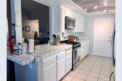 13839 Topmast Drive, Helendale, CA 92342 - Photo 8