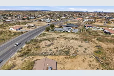 16423 Village Drive, Victorville, CA 92394 - Photo 4