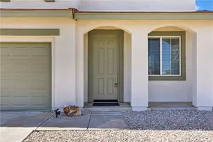 10186 Susan, Hesperia, CA 92345 - Photo 4