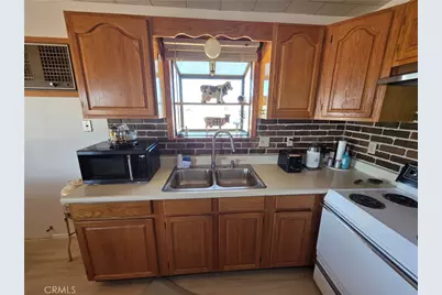 5566 Oleta, Landers, CA 92285 - Photo 6