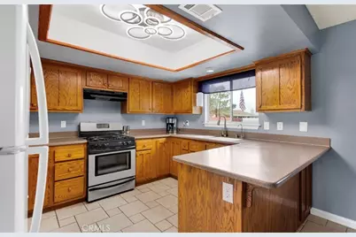 15268 Nanticoke, Apple Valley, CA 92307 - Photo 8