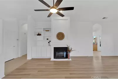 11594 Mountain Meadow Drive, Apple Valley, CA 92308 - Photo 8