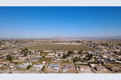 16506 Cactus Street, Hesperia, CA 92345 - Photo 22