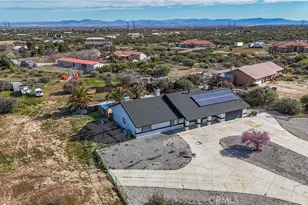 7426 Cedar St, Phelan, CA 92371 - Photo 4