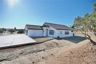 8354 Macron, Oak Hills, CA 92344 - Photo 24