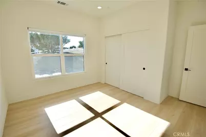 8354 Macron, Oak Hills, CA 92344 - Photo 16
