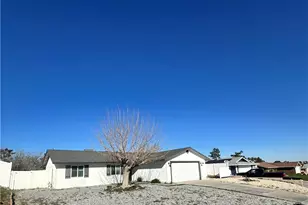 12790 Desert Creek Cir, Victorville, CA 92395 - Photo 2