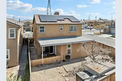 15126 Bluffside Lane, Victorville, CA 92394 - Photo 36