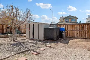 15126 Bluffside Ln, Victorville, CA 92394 - Photo 40