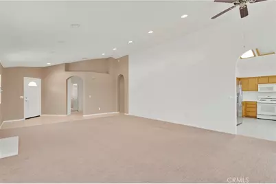 11220 Country Club Drive, Apple Valley, CA 92308 - Photo 8