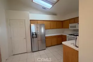 11220 Country Club Dr, Apple Valley, CA 92308 - Photo 8