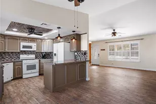 16986 Ocotilla, Apple Valley, CA 92307 - Photo 10