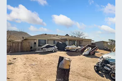 16986 Ocotilla, Apple Valley, CA 92307 - Photo 32