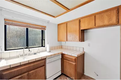 13421 Dean, Victorville, CA 92395 - Photo 14