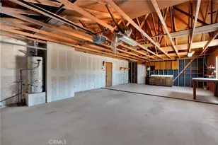 13421 Dean, Victorville, CA 92395 - Photo 30