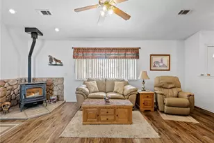 8840 Smoke Tree Rd, Phelan, CA 92371 - Photo 8