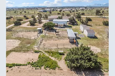 8840 Smoke Tree Road, Phelan, CA 92371 - Photo 4
