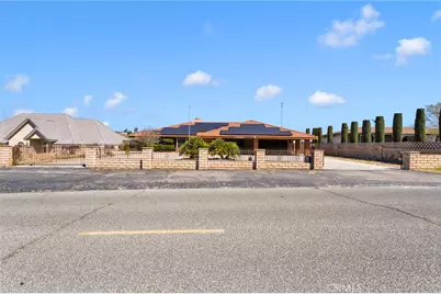 18186 Bangor, Hesperia, CA 92345 - Photo 2