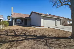 10736 Dove Ct, Adelanto, CA 92301 - Photo 2