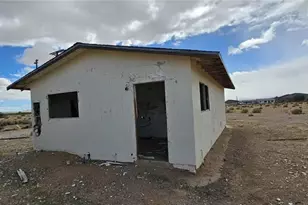 33354 Haynes Rd, Lucerne Valley, CA 92356 - Photo 8