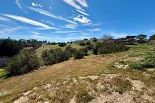 39833319 Plumas, Hesperia, CA 92345 - Photo 1