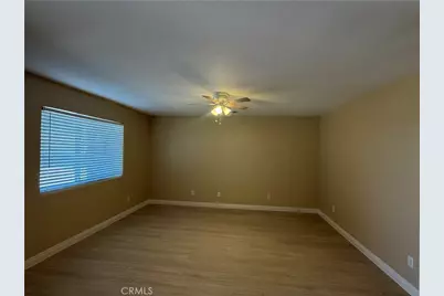 22265 Thunderbird, Apple Valley, CA 92307 - Photo 2