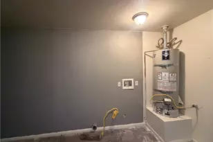 22265 Thunderbird, Apple Valley, CA 92307 - Photo 14