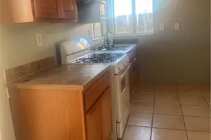 10606 Arlington, Adelanto, CA 92301 - Photo 8