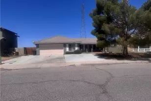 10606 Arlington, Adelanto, CA 92301 - Photo 4