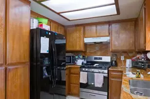 15928 Village Dr, Victorville, CA 92394 - Photo 10