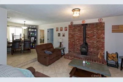 15928 Village Drive, Victorville, CA 92394 - Photo 6